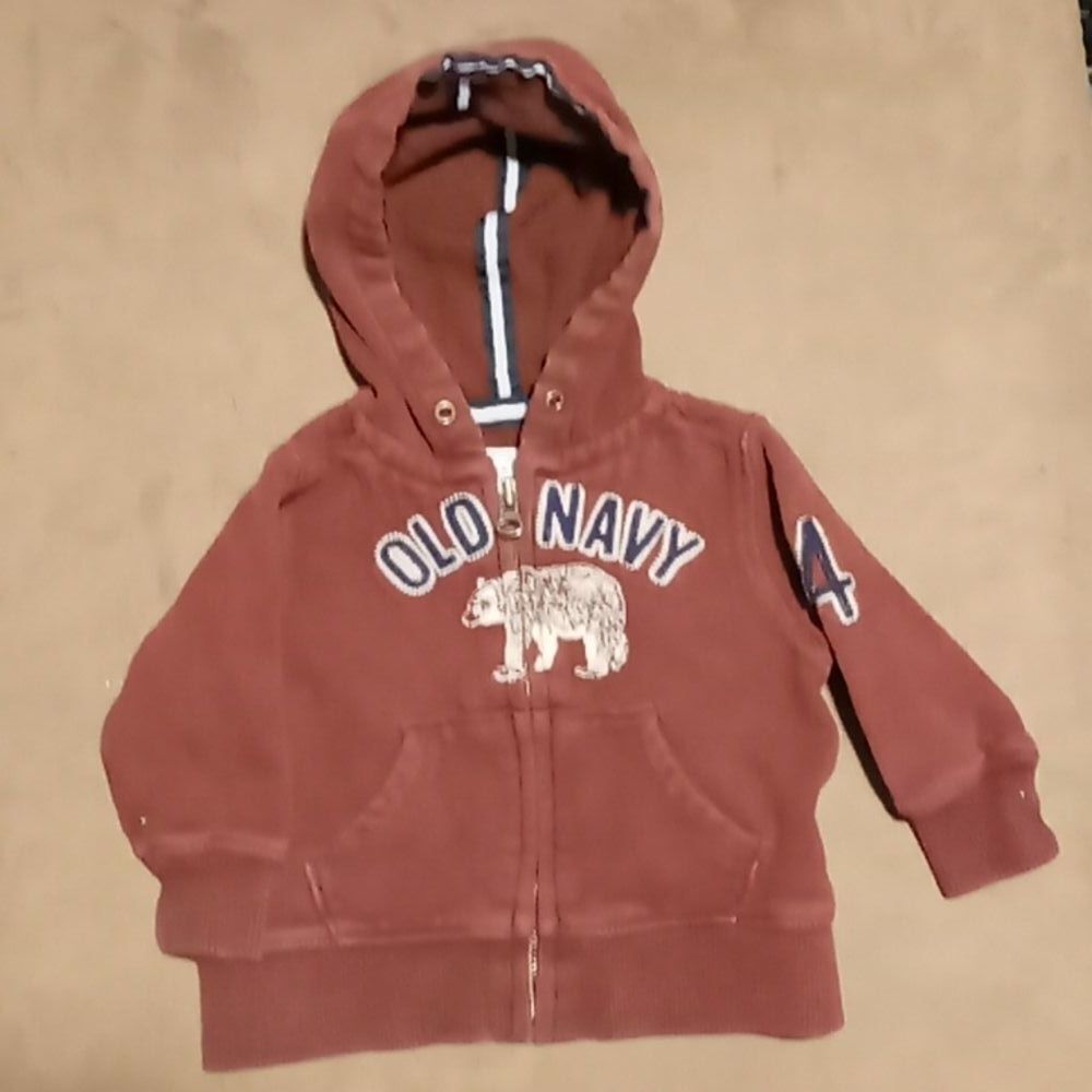 🐈Old Navy red hooded jacket - size 6 to 9 months